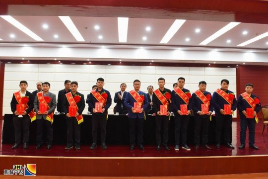 霄云煤矿召开2019年决战四季度动员会  暨首个山东省安全生产警示教育日安全宣讲大会