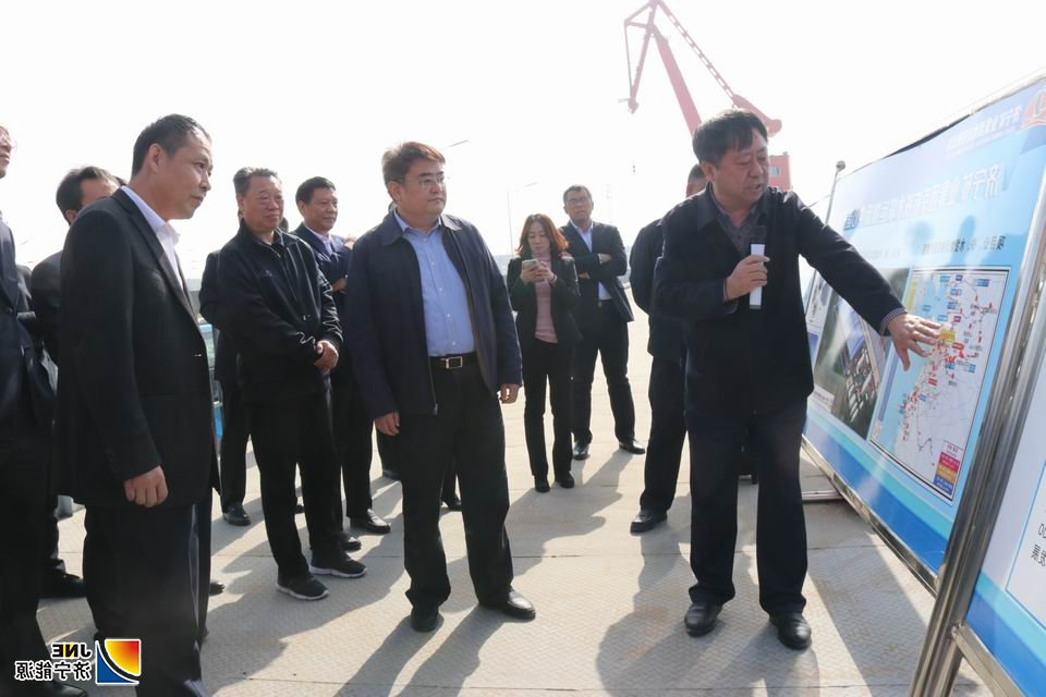 市国资系统到济宁能源铁水联运项目进行现场观摩.JPG