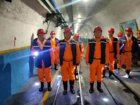 国家矿山安全监察局山东局监察执法三处检查组到运河煤矿开展安全监察