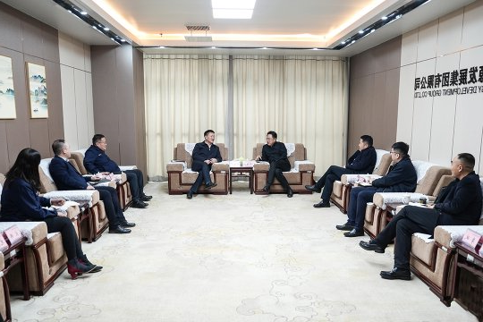 中石化燃料油销售公司山东分公司客人到访济宁能源交流洽谈深化合作