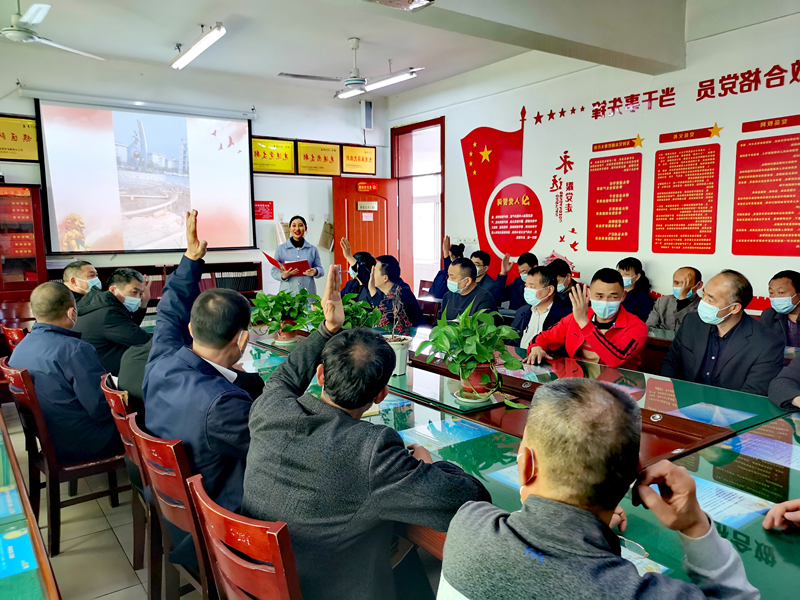 1681454130558950.jpg 2023年3月,义桥煤矿女工协管进区队安全宣教。(地点:义桥煤矿,拍摄:梁益庆)_副本.jpg