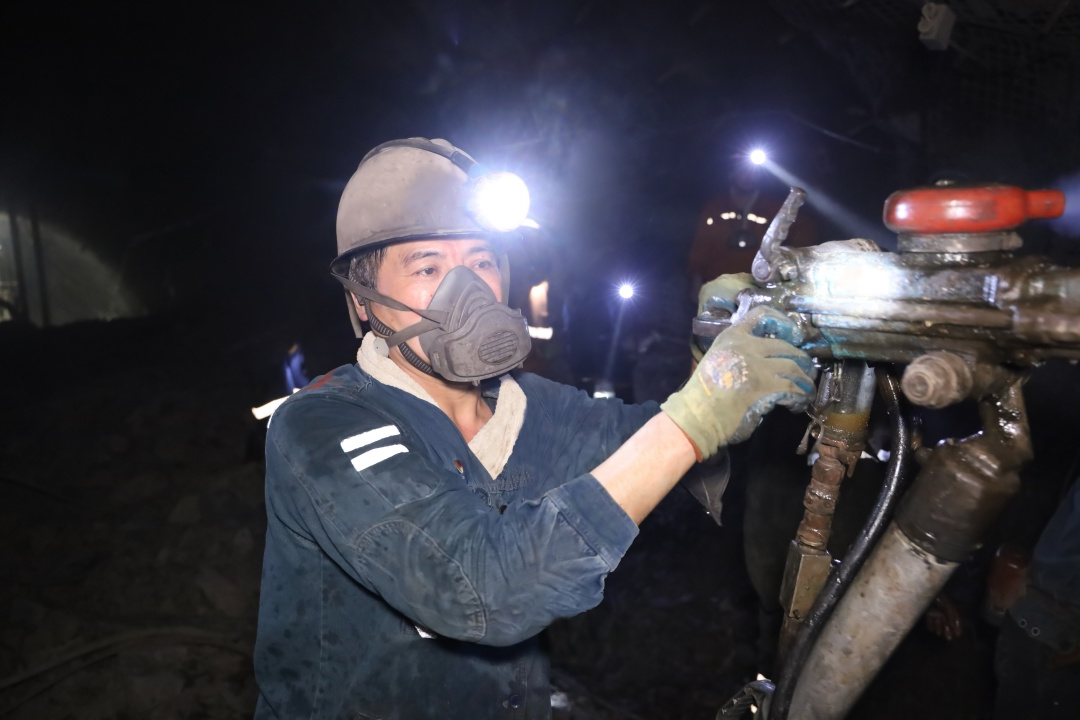 1709275281100010.jpg 掘进比武.jpg