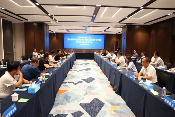 龙拱港铁路专用线顺利通过竣工验收