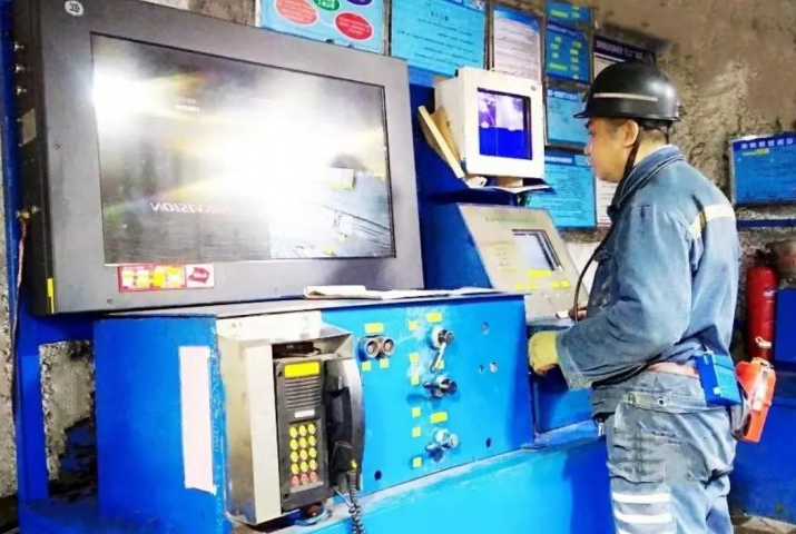 霄云煤矿无极绳绞车变频调速系统改造成功