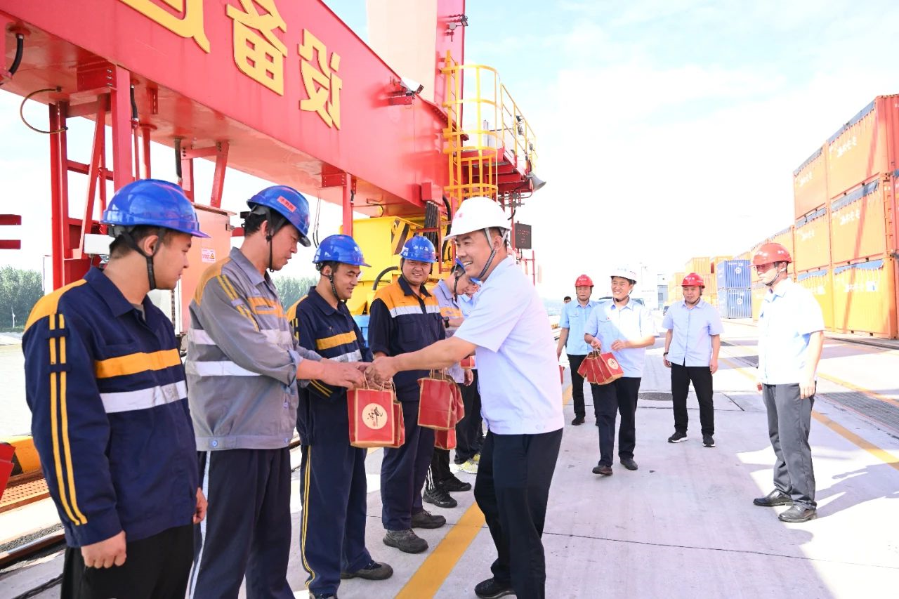 1726629706269766.jpg b99e1ada71052554dbb1755596552c6d.jpg