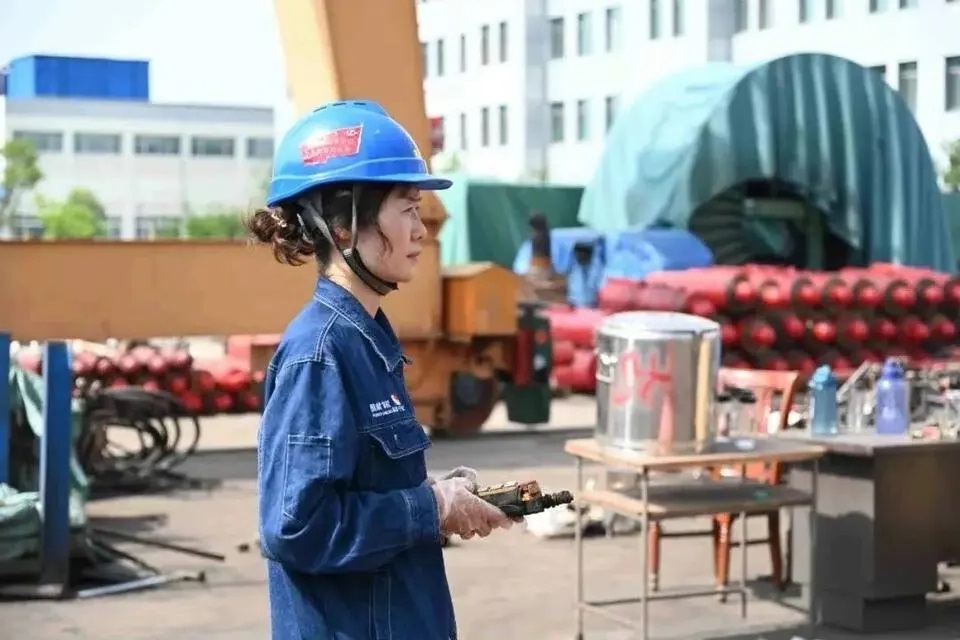 1730880898388835.jpg 0004.jpg