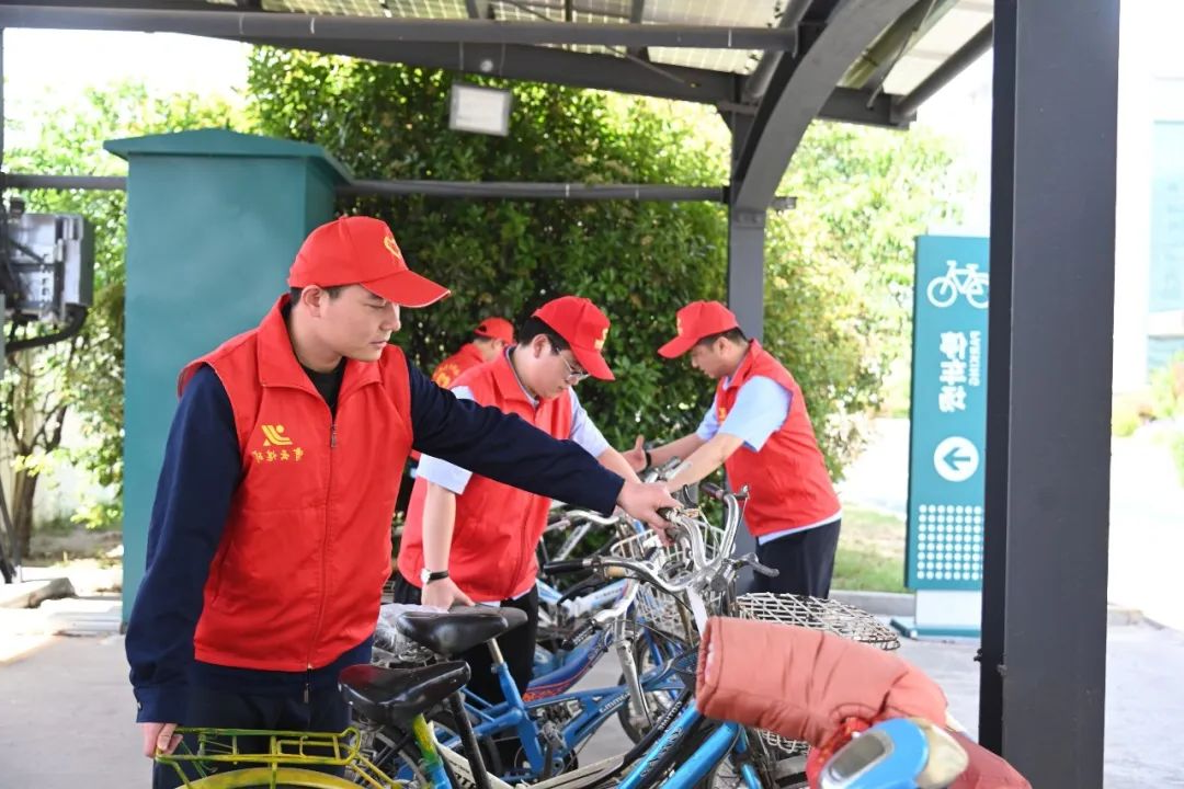 1746686367859947.png 五四_副本.png