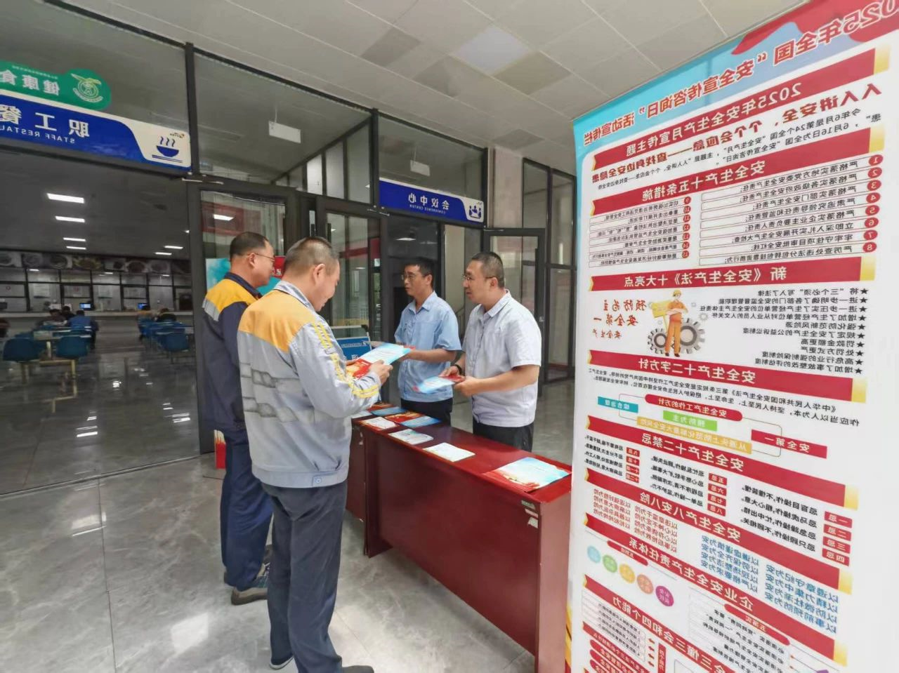 1750836889129951.jpg 53abb59b4411be0ab523c9a65c82191d.jpg