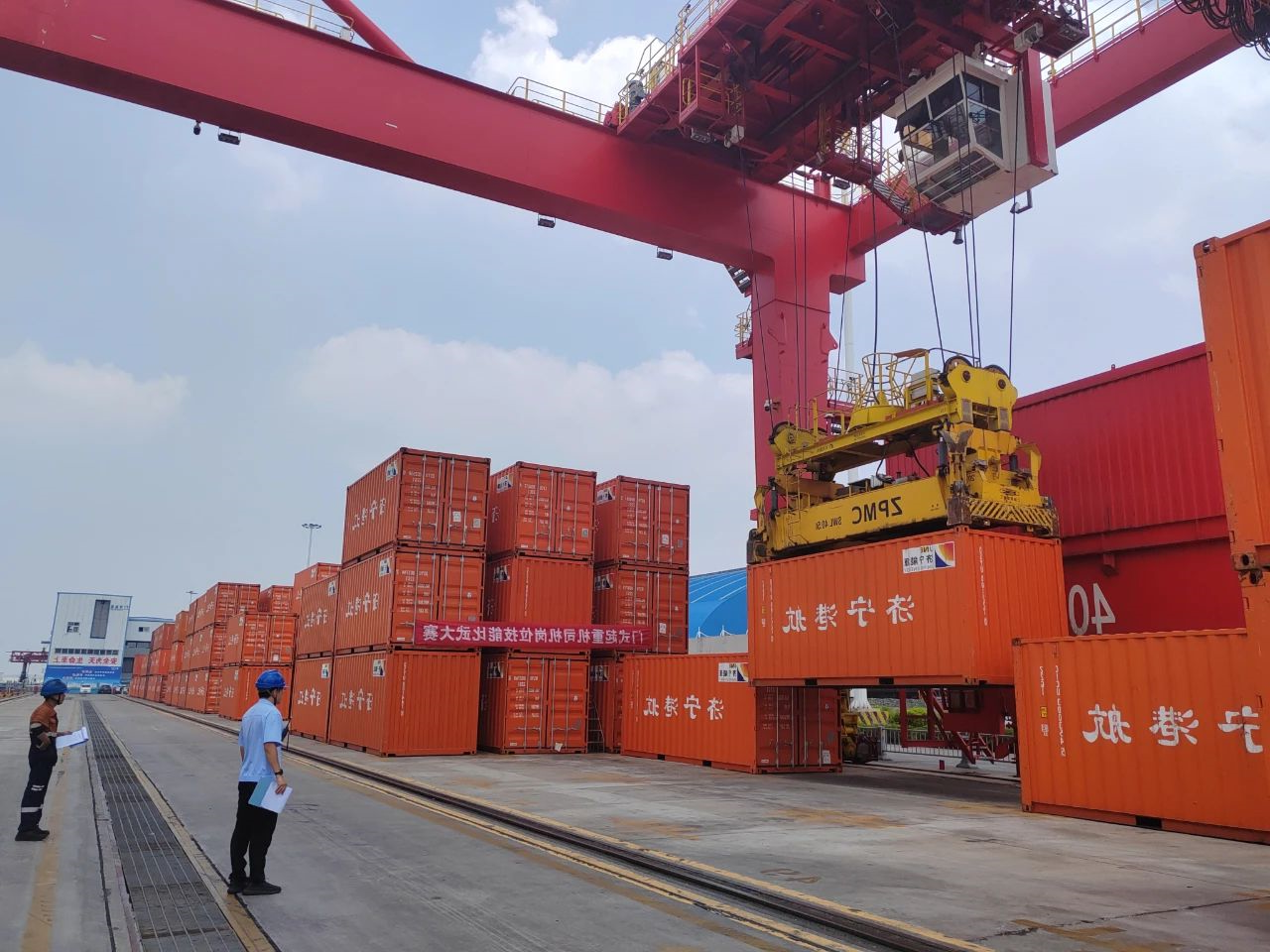 1752996914282202.jpg c51b0ed6a4f82d54d3b9b76dd966154b.jpg