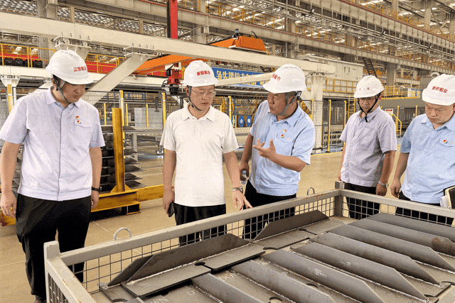 1757316312164940.gif 640.gif