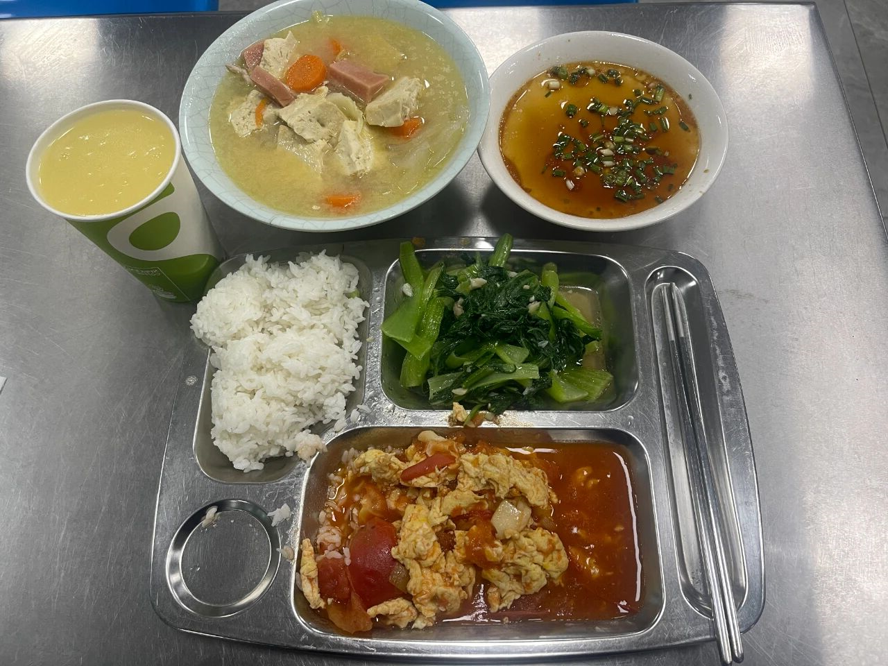 1759973468109834.jpg 2365cae57fc045d3d8b112e7e5217aae.jpg