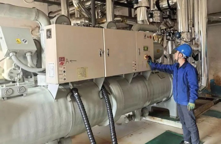 花园煤矿提前供暖“温暖职工心”